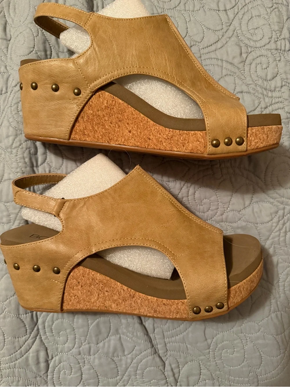 Boutique by Corkys new without